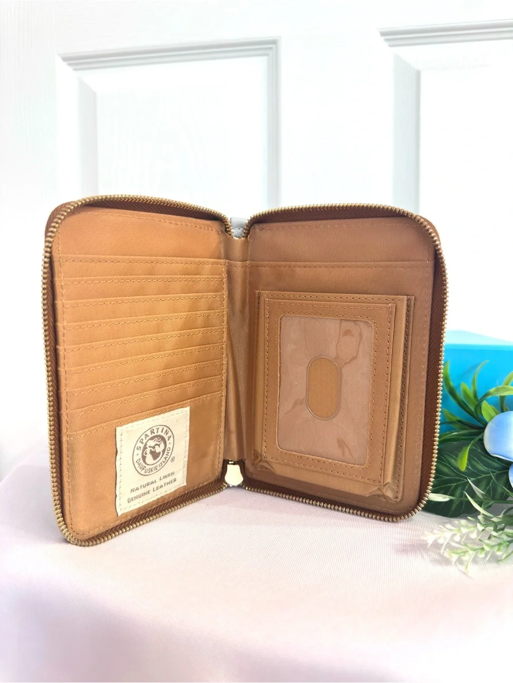 SPARTINA ~ Beige/Brown Paisley Printed Zip Wallet w/Baby Blue & Tan Leather Trim